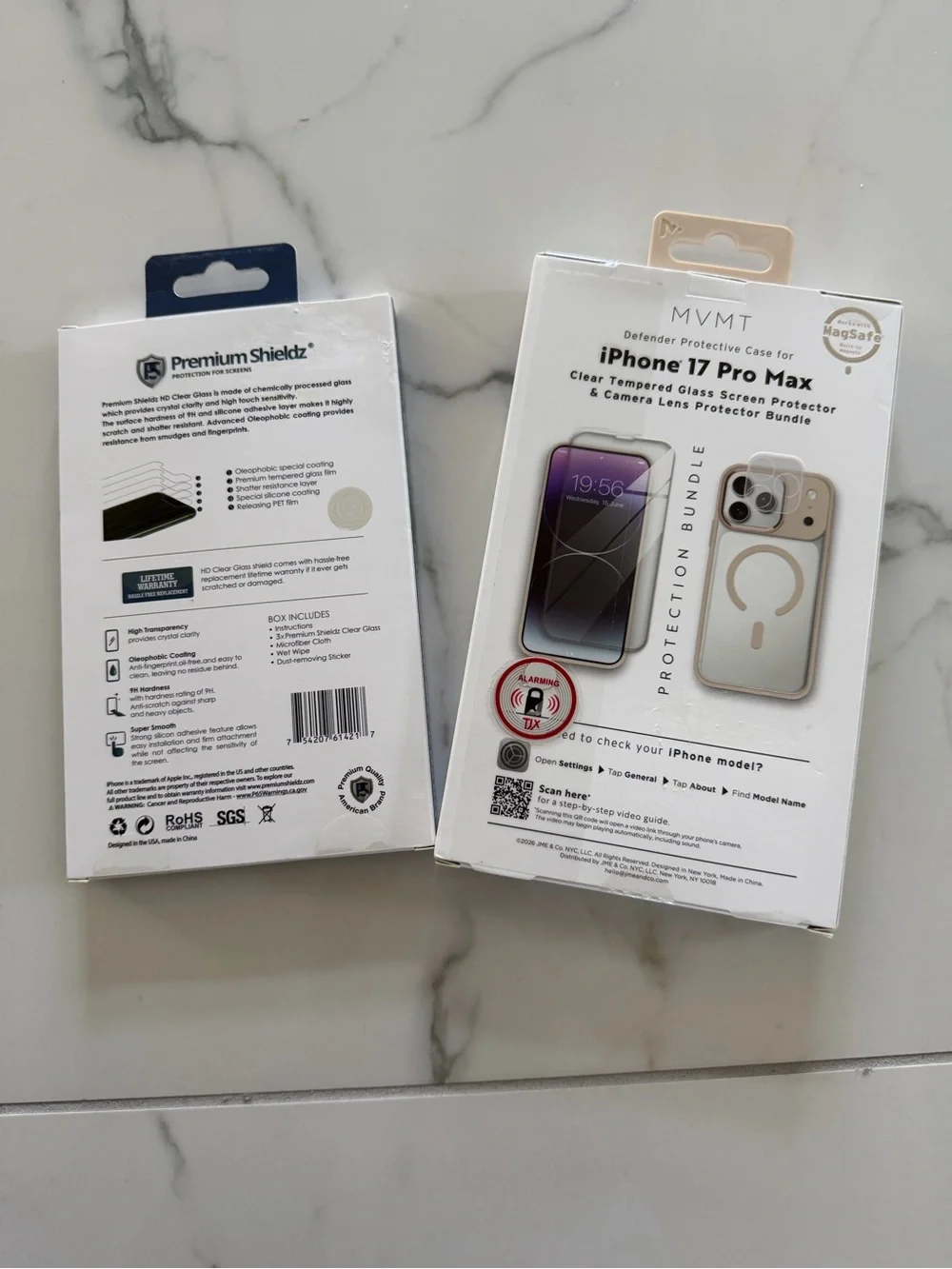 MVMT clear magsafe